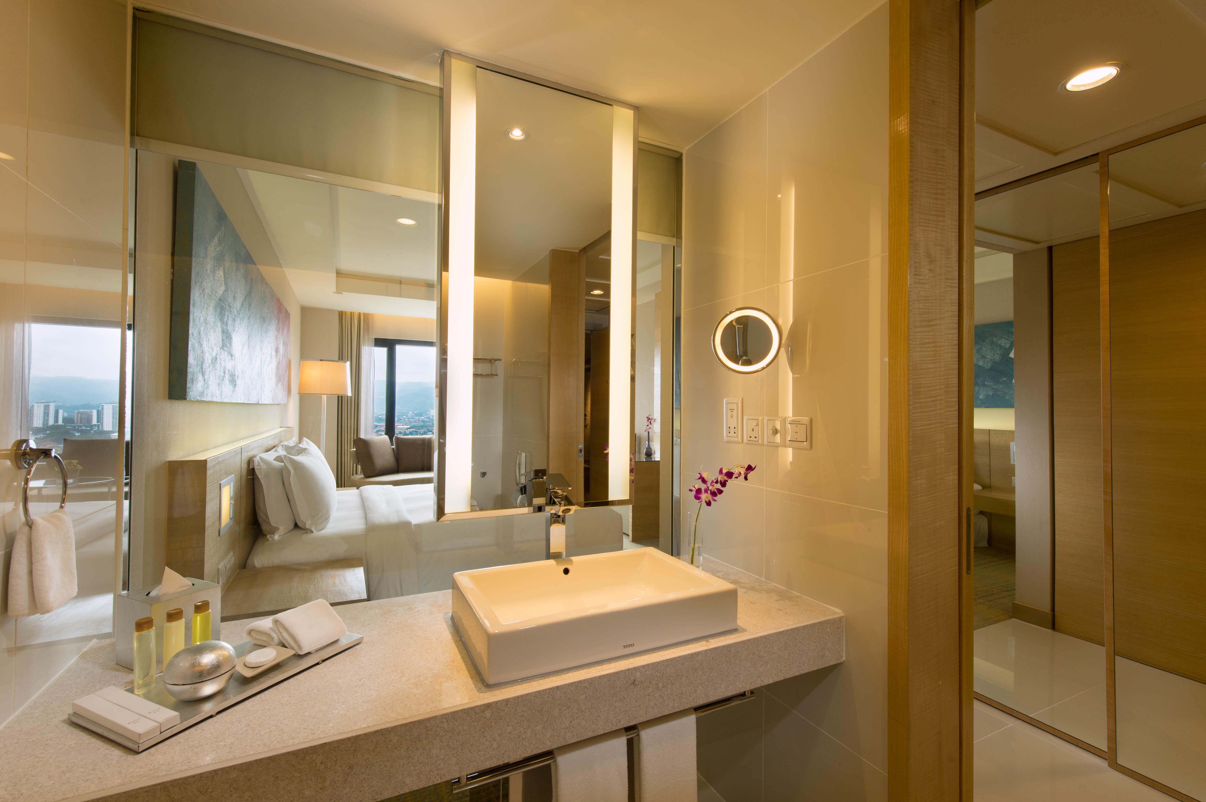 Hotel Doubletree By Hilton 5*
