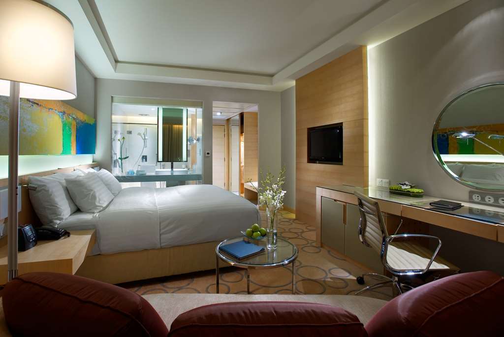 Doubletree By Hilton Hotel